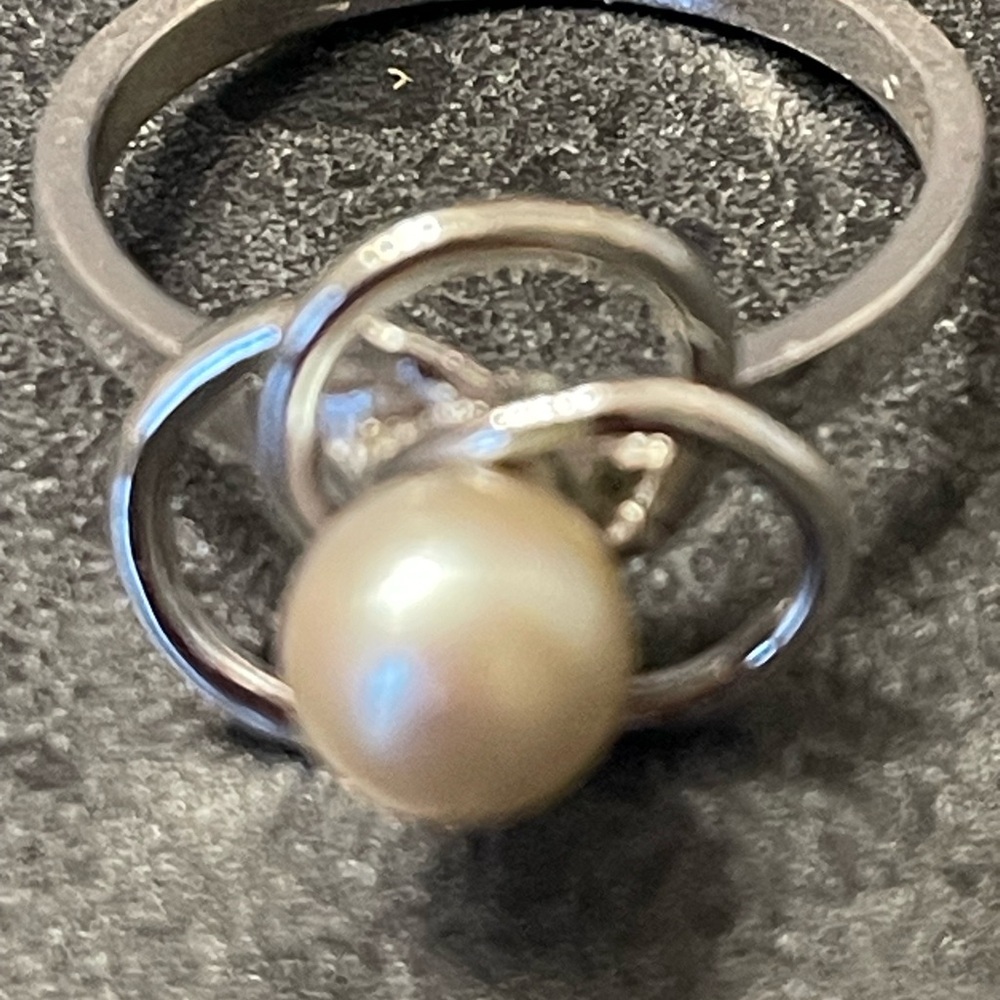 Elegant Sterling Silver Pearl Ring